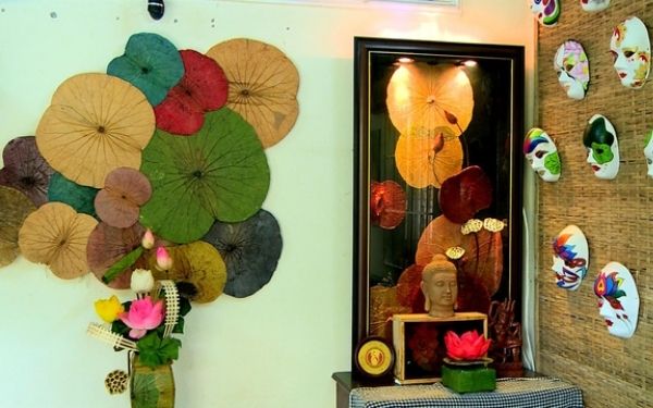Các sản phẩm lưu niệm từ lá sen