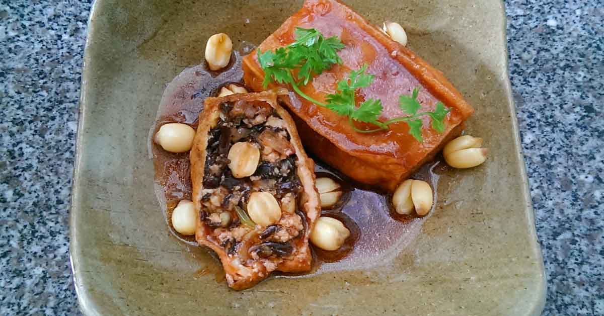 Bỏ túi thêm công thức chay đậu hũ nhồi hạt sen cho mùa Vu Lan Bỏ túi thêm công thức chay đậu hũ nhồi hạt sen cho mùa Vu Lan