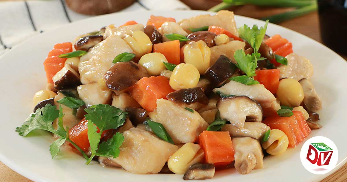 Công thức chế biến món ăn thịt gà xào hạt sen nhiều dinh dưỡng