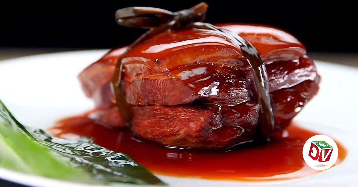 Thịt ba chỉ hấp lá sen theo hương vị Hong Kong vô cùng thơm ngon Thịt ba chỉ hấp lá sen theo hương vị Hong Kong vô cùng thơm ngon