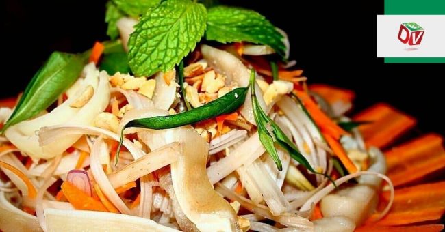 Cách làm gỏi ngó sen tai heo