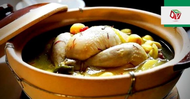 ga-ham-hat-sen Gà hầm hạt sen